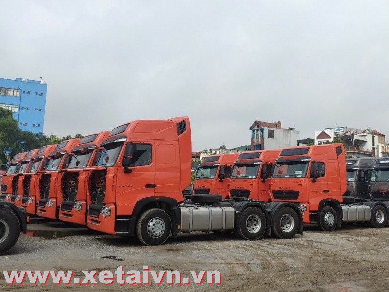 Xe đầu kéo Howo T7H 440hp Sitrak